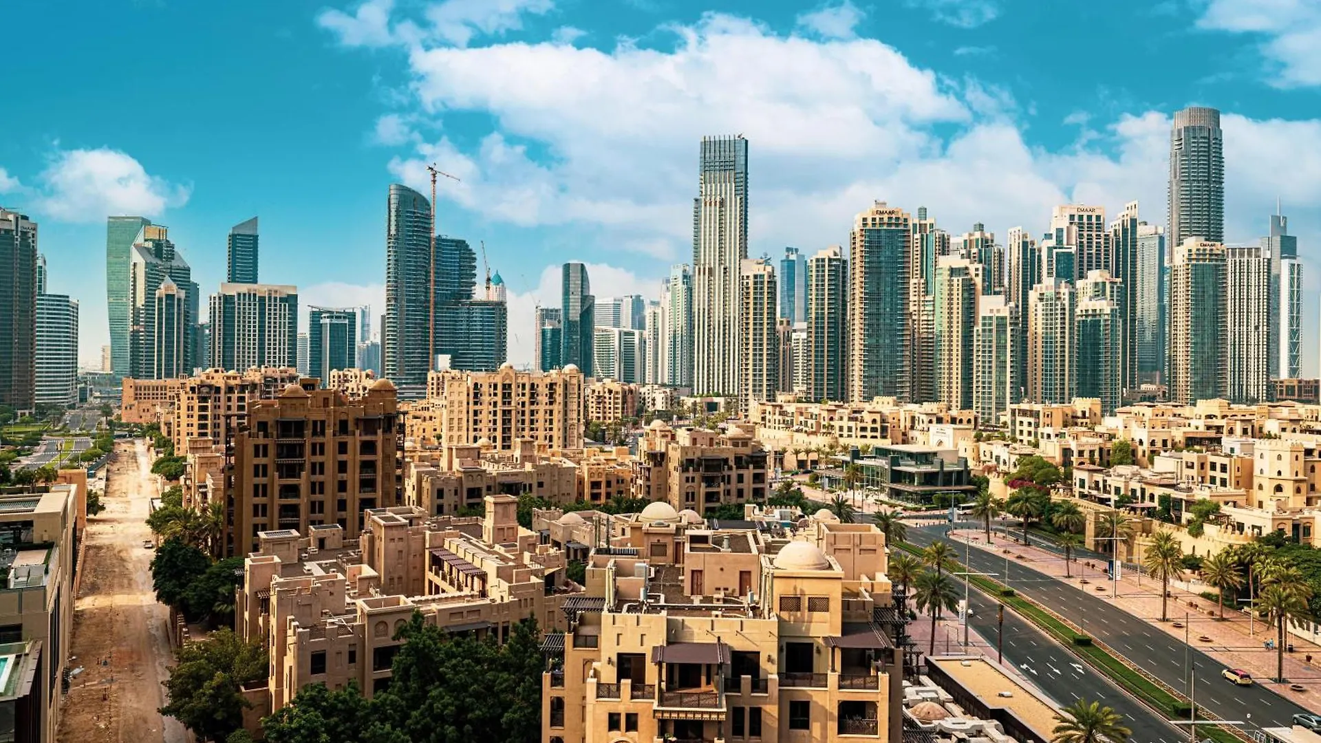 Modern 3Br + Maid Connected To Dubai Mall