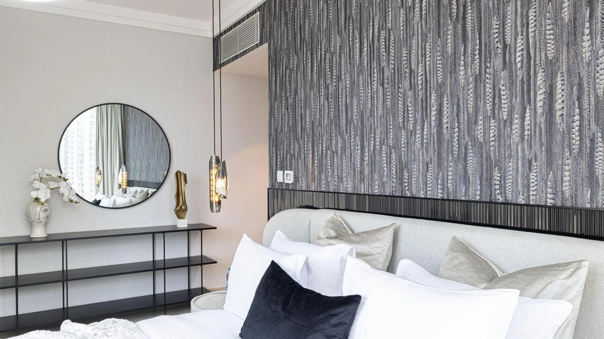 Modern 3Br + Maid Connected To Dubai Mall United Arab Emirates